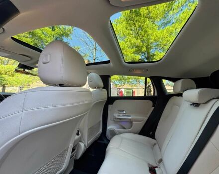 Білий Мерседес ГЛА-Клас, об'ємом двигуна 2 л та пробігом 19 тис. км за 14000 $, фото 10 на Automoto.ua