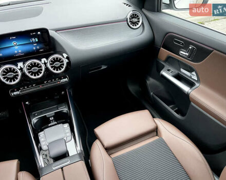 Белый Мерседес ГЛА-Класс, объемом двигателя 2 л и пробегом 36 тыс. км за 43000 $, фото 52 на Automoto.ua