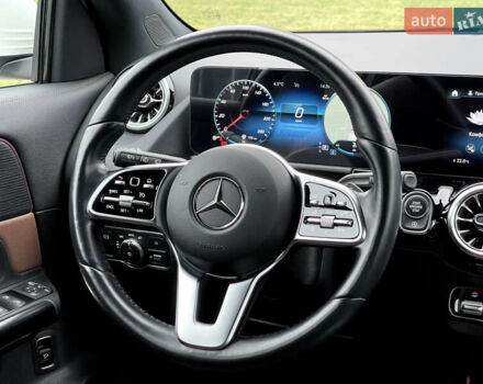 Белый Мерседес ГЛА-Класс, объемом двигателя 2 л и пробегом 36 тыс. км за 43000 $, фото 49 на Automoto.ua