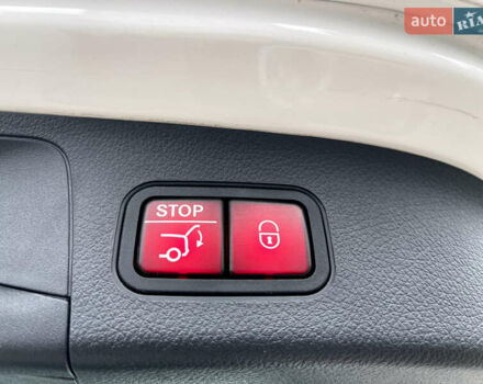 Белый Мерседес ГЛА-Класс, объемом двигателя 2 л и пробегом 36 тыс. км за 43000 $, фото 7 на Automoto.ua