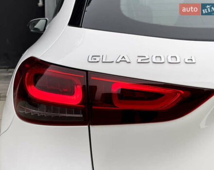 Белый Мерседес ГЛА-Класс, объемом двигателя 2 л и пробегом 36 тыс. км за 43000 $, фото 34 на Automoto.ua