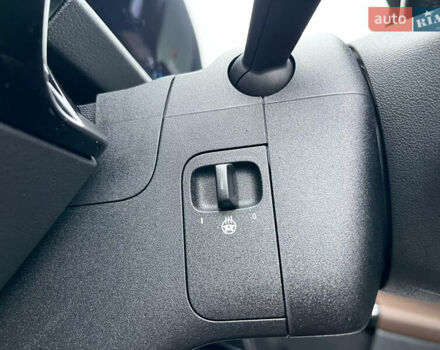 Белый Мерседес ГЛА-Класс, объемом двигателя 2 л и пробегом 36 тыс. км за 43000 $, фото 11 на Automoto.ua