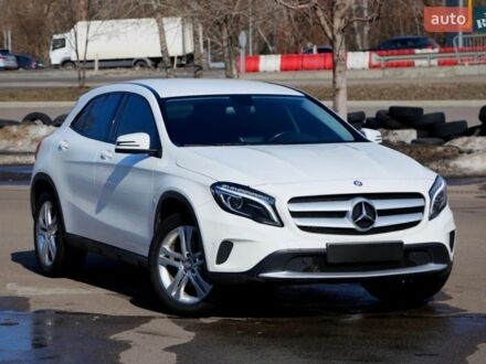 Белый Мерседес ГЛА-Класс, объемом двигателя 1.99 л и пробегом 103 тыс. км за 17700 $, фото 1 на Automoto.ua