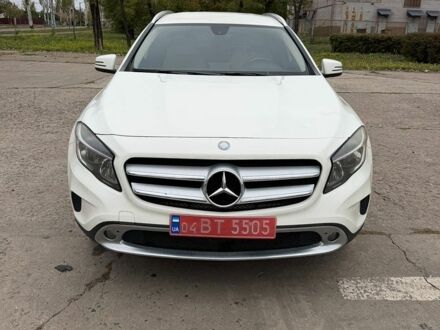 Белый Мерседес ГЛА-Класс, объемом двигателя 2 л и пробегом 324 тыс. км за 13200 $, фото 1 на Automoto.ua