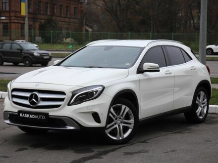 Белый Мерседес ГЛА-Класс, объемом двигателя 2 л и пробегом 102 тыс. км за 19500 $, фото 1 на Automoto.ua