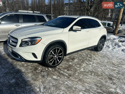 Белый Мерседес ГЛА-Класс, объемом двигателя 1.99 л и пробегом 160 тыс. км за 17600 $, фото 1 на Automoto.ua