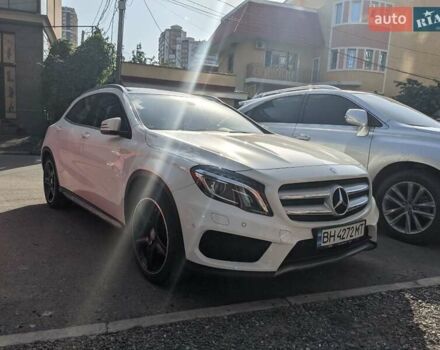 Белый Мерседес ГЛА-Класс, объемом двигателя 1.6 л и пробегом 87 тыс. км за 22500 $, фото 1 на Automoto.ua