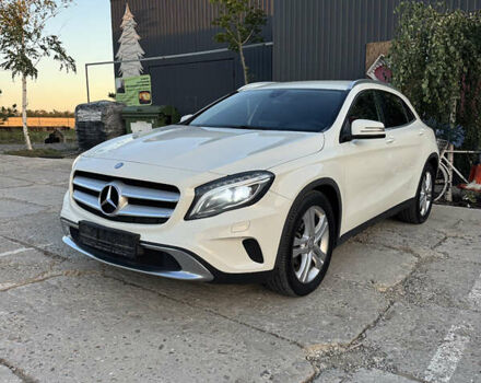 Белый Мерседес ГЛА-Класс, объемом двигателя 1.46 л и пробегом 324 тыс. км за 16700 $, фото 1 на Automoto.ua