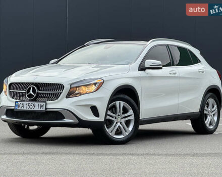 Белый Мерседес ГЛА-Класс, объемом двигателя 1.99 л и пробегом 110 тыс. км за 17500 $, фото 1 на Automoto.ua