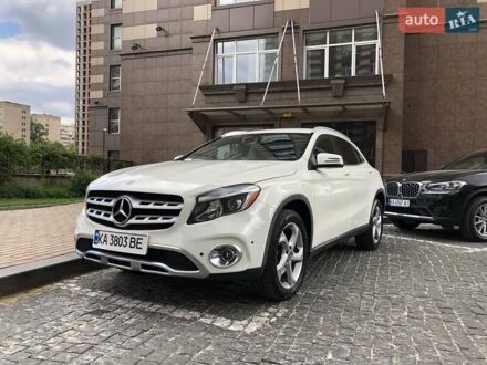 Мерседес ГЛА-Класс 2017 в Киеве на Automoto.ua Белый Мерседес ГЛА-Класс, объемом двигателя 1.99 л и пробегом 74 тыс. км за 18999 $, фото 1 на Automoto.ua