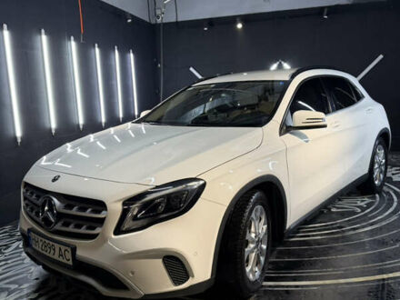 Білий Мерседес ГЛА-Клас, об'ємом двигуна 1.6 л та пробігом 63 тис. км за 24900 $, фото 1 на Automoto.ua