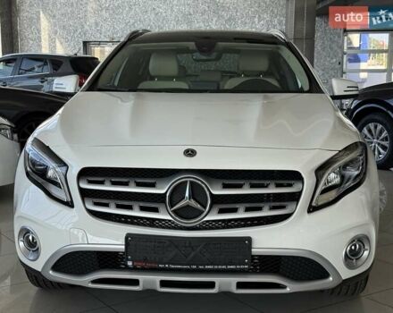 Белый Мерседес ГЛА-Класс, объемом двигателя 1.99 л и пробегом 50 тыс. км за 23500 $, фото 1 на Automoto.ua