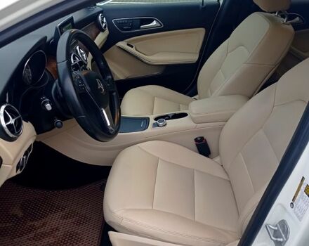 Бежевый Мерседес ГЛА-Класс, объемом двигателя 2 л и пробегом 240 тыс. км за 14200 $, фото 7 на Automoto.ua