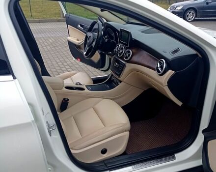 Бежевый Мерседес ГЛА-Класс, объемом двигателя 2 л и пробегом 240 тыс. км за 14200 $, фото 11 на Automoto.ua