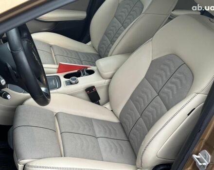 Бежевий Мерседес ГЛА-Клас, об'ємом двигуна 1.6 л та пробігом 80 тис. км за 23440 $, фото 11 на Automoto.ua