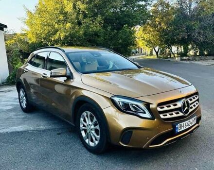 Бежевый Мерседес ГЛА-Класс, объемом двигателя 1.6 л и пробегом 80 тыс. км за 24700 $, фото 1 на Automoto.ua