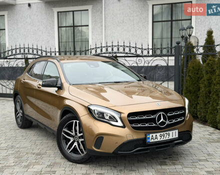 Бежевий Мерседес ГЛА-Клас, об'ємом двигуна 2 л та пробігом 66 тис. км за 25700 $, фото 4 на Automoto.ua