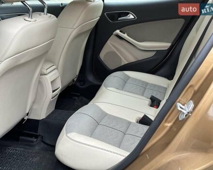 Бежевий Мерседес ГЛА-Клас, об'ємом двигуна 1.6 л та пробігом 80 тис. км за 23440 $, фото 12 на Automoto.ua