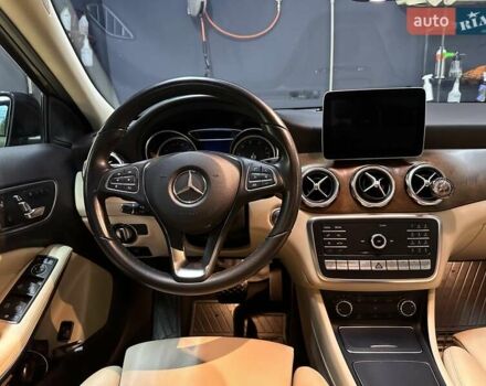 Мерседес ГЛА-Класс 2017 в Киеве на Automoto.ua Бежевый Мерседес ГЛА-Класс, объемом двигателя 1.99 л и пробегом 50 тыс. км за 24000 $, фото 4 на Automoto.ua