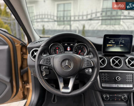 Бежевий Мерседес ГЛА-Клас, об'ємом двигуна 2 л та пробігом 66 тис. км за 25700 $, фото 85 на Automoto.ua