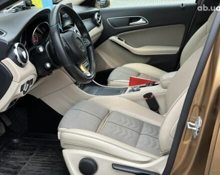 Бежевий Мерседес ГЛА-Клас, об'ємом двигуна 1.6 л та пробігом 80 тис. км за 23440 $, фото 7 на Automoto.ua