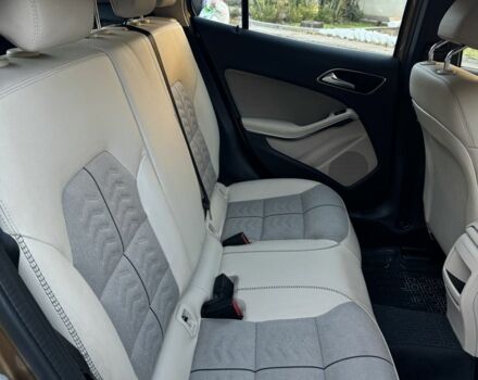 Бежевый Мерседес ГЛА-Класс, объемом двигателя 1.6 л и пробегом 79 тыс. км за 25000 $, фото 9 на Automoto.ua