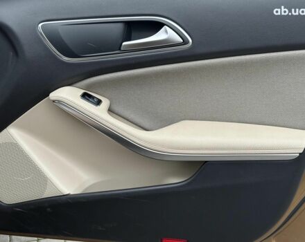 Бежевий Мерседес ГЛА-Клас, об'ємом двигуна 1.6 л та пробігом 80 тис. км за 23440 $, фото 20 на Automoto.ua