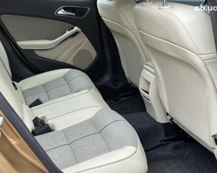 Бежевий Мерседес ГЛА-Клас, об'ємом двигуна 1.6 л та пробігом 80 тис. км за 23440 $, фото 14 на Automoto.ua