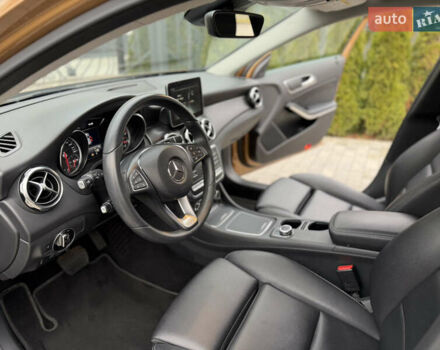 Бежевий Мерседес ГЛА-Клас, об'ємом двигуна 2 л та пробігом 66 тис. км за 25700 $, фото 94 на Automoto.ua