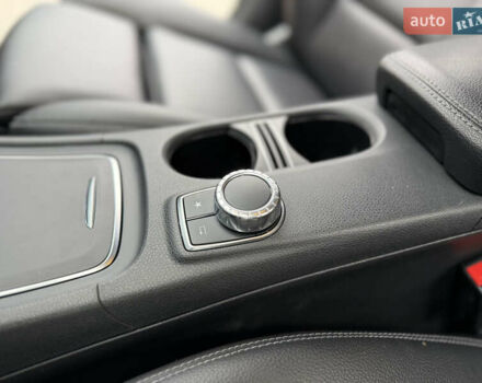 Бежевий Мерседес ГЛА-Клас, об'ємом двигуна 2 л та пробігом 66 тис. км за 25700 $, фото 100 на Automoto.ua