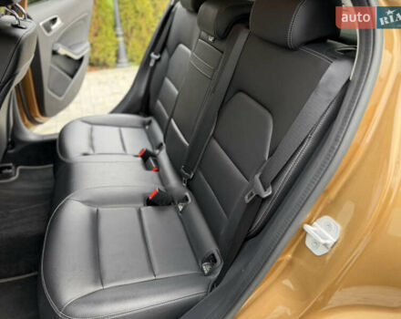 Бежевий Мерседес ГЛА-Клас, об'ємом двигуна 2 л та пробігом 66 тис. км за 25700 $, фото 116 на Automoto.ua