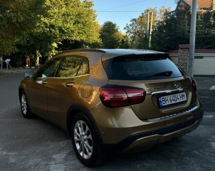 Бежевый Мерседес ГЛА-Класс, объемом двигателя 1.6 л и пробегом 79 тыс. км за 25000 $, фото 3 на Automoto.ua