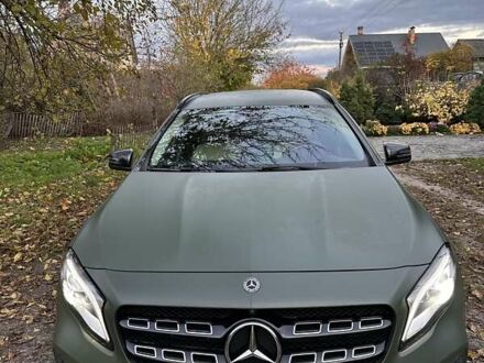 Мерседес ГЛА-Класс 2017 в Киеве на Automoto.ua Бежевый Мерседес ГЛА-Класс, объемом двигателя 1.99 л и пробегом 50 тыс. км за 24000 $, фото 1 на Automoto.ua