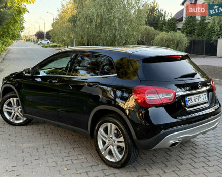 Черный Мерседес ГЛА-Класс, объемом двигателя 1.99 л и пробегом 119 тыс. км за 16900 $, фото 3 на Automoto.ua