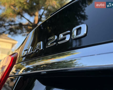 Черный Мерседес ГЛА-Класс, объемом двигателя 1.99 л и пробегом 119 тыс. км за 16900 $, фото 25 на Automoto.ua
