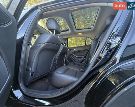 Черный Мерседес ГЛА-Класс, объемом двигателя 1.99 л и пробегом 89 тыс. км за 16000 $, фото 4 на Automoto.ua