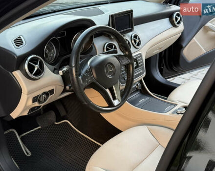 Черный Мерседес ГЛА-Класс, объемом двигателя 1.99 л и пробегом 119 тыс. км за 16900 $, фото 75 на Automoto.ua