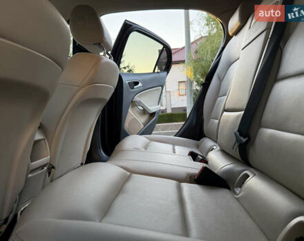 Черный Мерседес ГЛА-Класс, объемом двигателя 1.99 л и пробегом 119 тыс. км за 16900 $, фото 79 на Automoto.ua