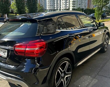 Чорний Мерседес ГЛА-Клас, об'ємом двигуна 2 л та пробігом 150 тис. км за 16900 $, фото 3 на Automoto.ua