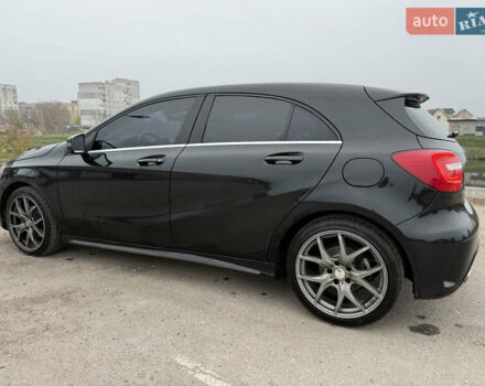 Чорний Мерседес ГЛА-Клас, об'ємом двигуна 1.6 л та пробігом 110 тис. км за 20000 $, фото 3 на Automoto.ua