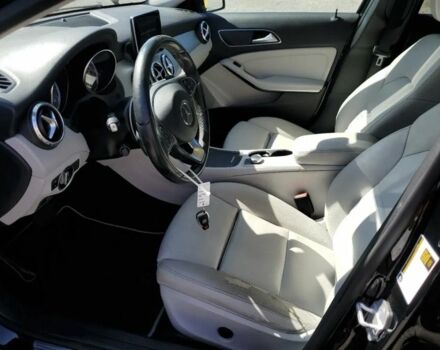 Чорний Мерседес ГЛА-Клас, об'ємом двигуна 2 л та пробігом 122 тис. км за 12000 $, фото 6 на Automoto.ua