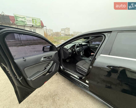 Чорний Мерседес ГЛА-Клас, об'ємом двигуна 1.6 л та пробігом 110 тис. км за 20000 $, фото 5 на Automoto.ua