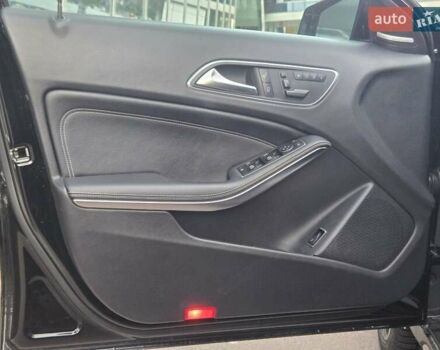 Мерседес ГЛА-Класс 2015 в Киеве на Automoto.ua Черный Мерседес ГЛА-Класс, объемом двигателя 2 л и пробегом 150 тыс. км за 17900 $, фото 15 на Automoto.ua