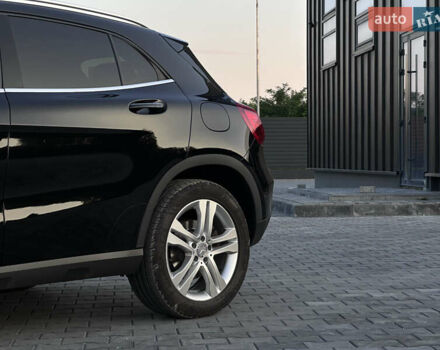 Черный Мерседес ГЛА-Класс, объемом двигателя 2 л и пробегом 150 тыс. км за 19000 $, фото 3 на Automoto.ua