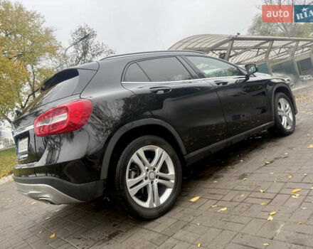 Мерседес ГЛА-Класс 2015 в Киеве на Automoto.ua Черный Мерседес ГЛА-Класс, объемом двигателя 1.99 л и пробегом 90 тыс. км за 13799 $, фото 13 на Automoto.ua
