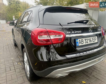 Мерседес ГЛА-Класс 2015 в Киеве на Automoto.ua Черный Мерседес ГЛА-Класс, объемом двигателя 1.99 л и пробегом 90 тыс. км за 13799 $, фото 10 на Automoto.ua