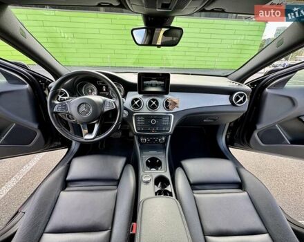 Черный Мерседес ГЛА-Класс, объемом двигателя 1.99 л и пробегом 99 тыс. км за 19900 $, фото 47 на Automoto.ua