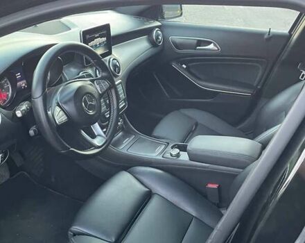 Черный Мерседес ГЛА-Класс, объемом двигателя 1.99 л и пробегом 202 тыс. км за 17200 $, фото 37 на Automoto.ua