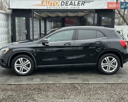 Чорний Мерседес ГЛА-Клас, об'ємом двигуна 1.99 л та пробігом 90 тис. км за 22900 $, фото 7 на Automoto.ua