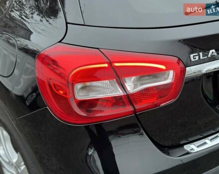 Чорний Мерседес ГЛА-Клас, об'ємом двигуна 1.99 л та пробігом 90 тис. км за 22900 $, фото 9 на Automoto.ua